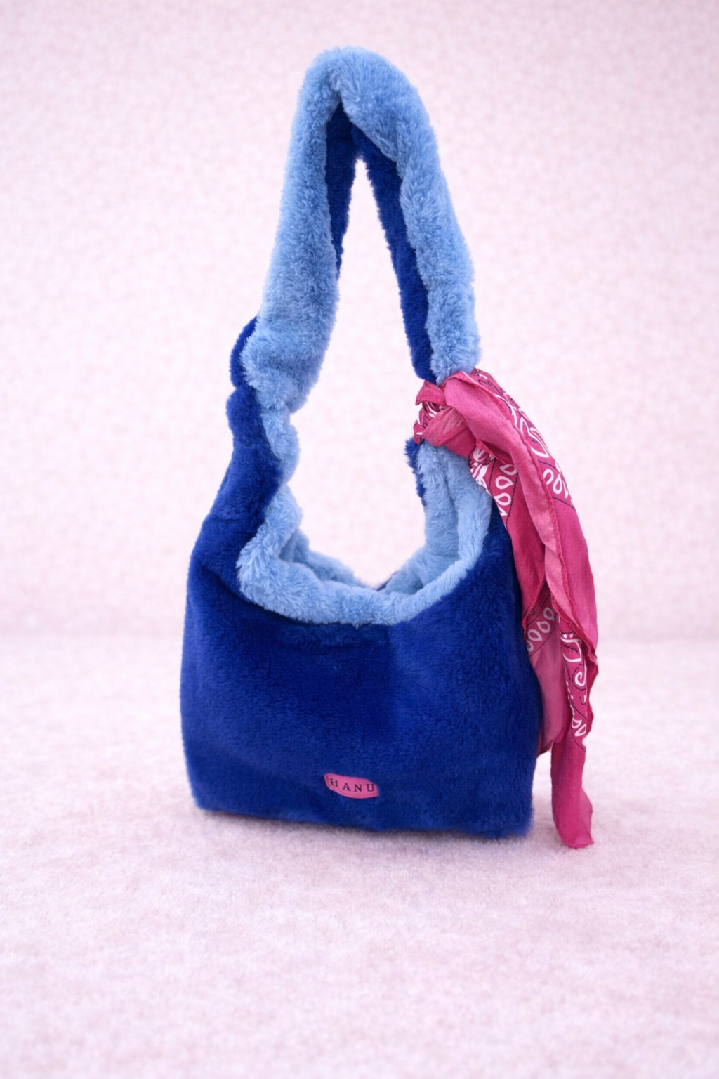 Kai Bag• Peluche Azul
